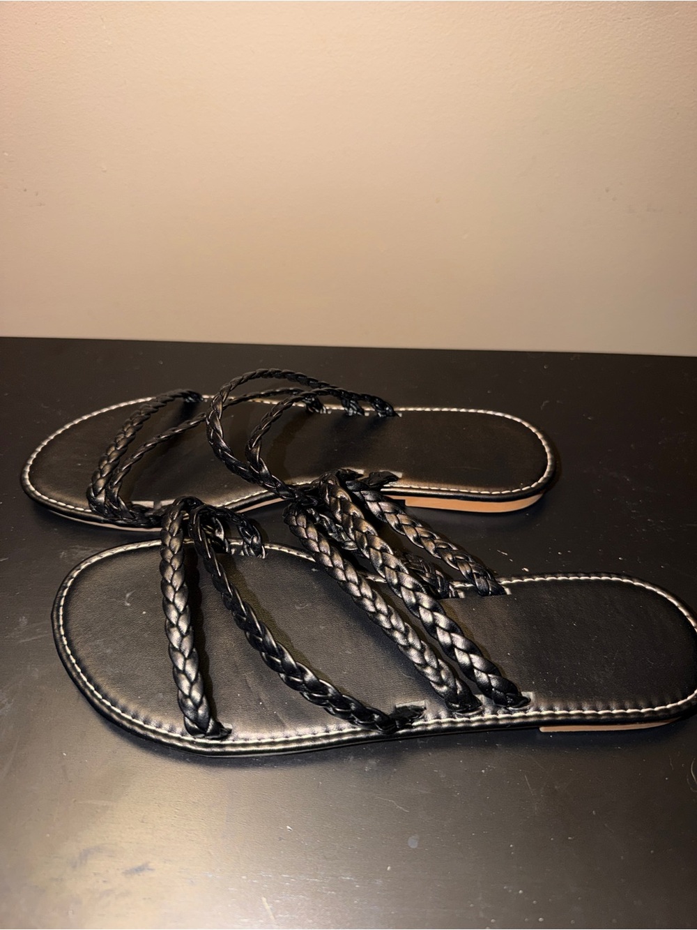Women's Braided Strap Flat Sandals - Black